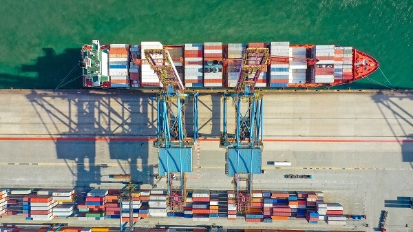 https://americantrailerrentals.com/wp-content/uploads/2019/08/cargo-ships-1-Copy.jpg