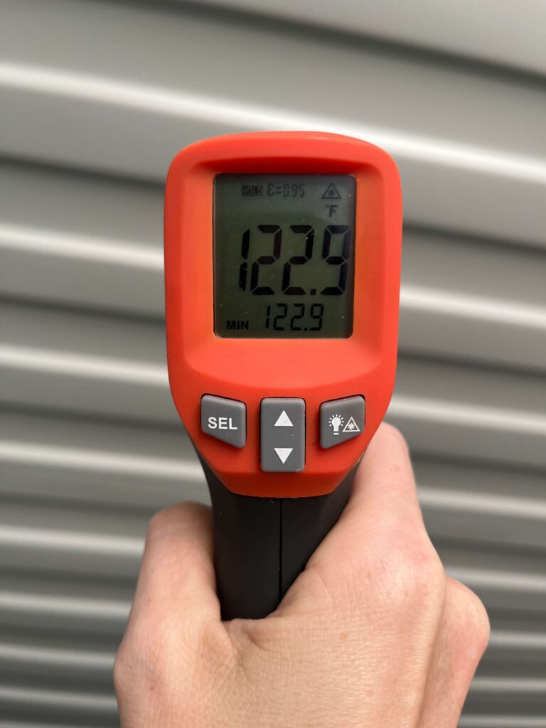 thermometer showing the interior temp of a storage container